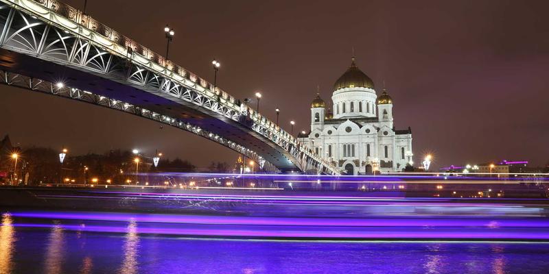 花艺色彩心理学进阶：如何通过花束与花艺设计为商业空间营造理想氛围