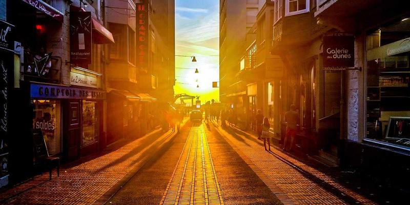 鲜花92:当原木风花艺遇见现代速递,重新定义生活美学